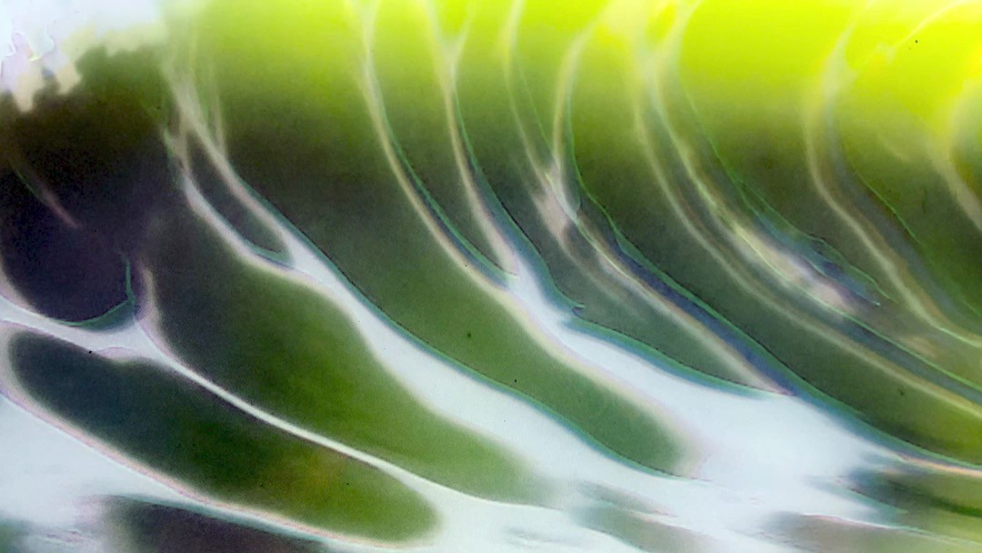 Green waves · close view — Layered detail